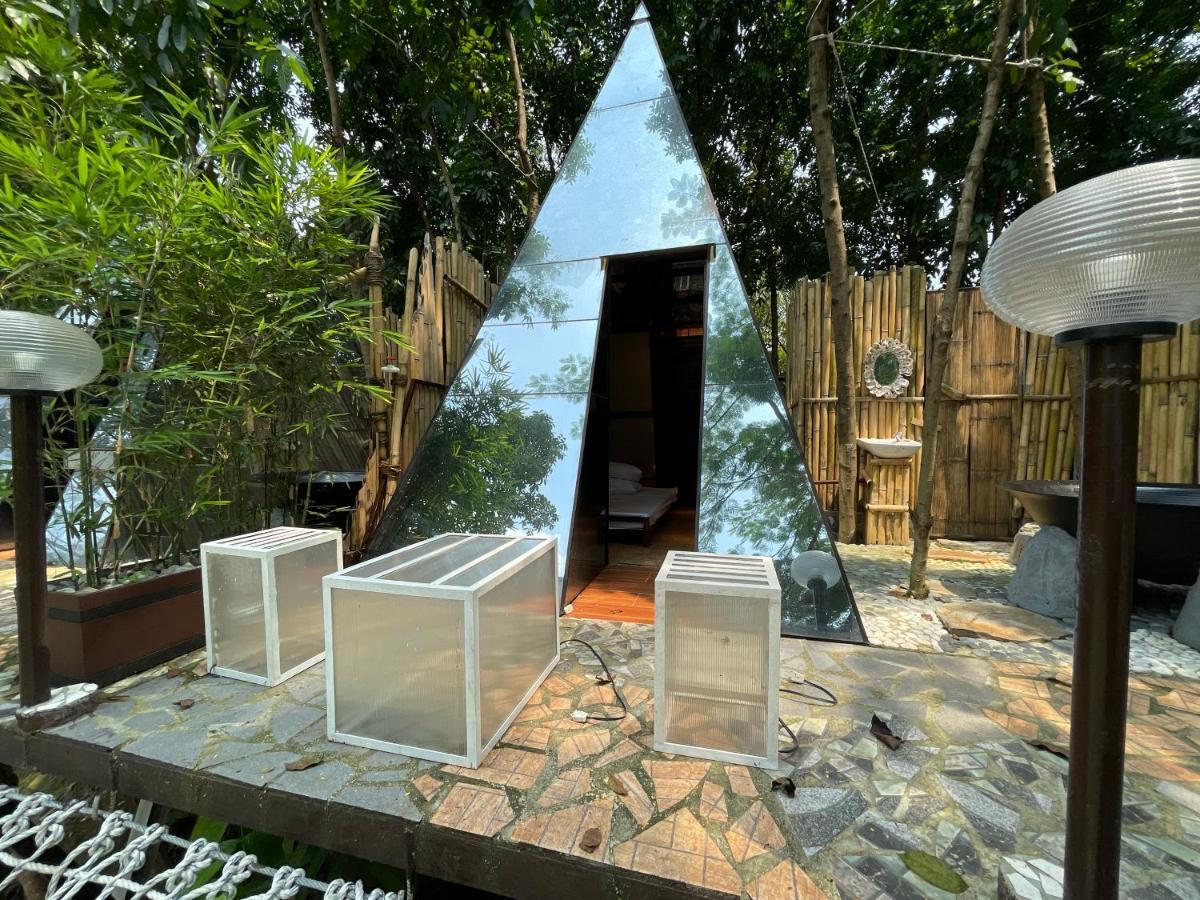 Floating Sanctuary Resort Powered By Cocotel Bulacan Exterior photo